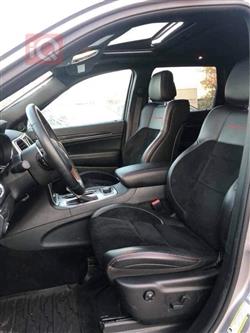 جیپ گراند شیرۆکی